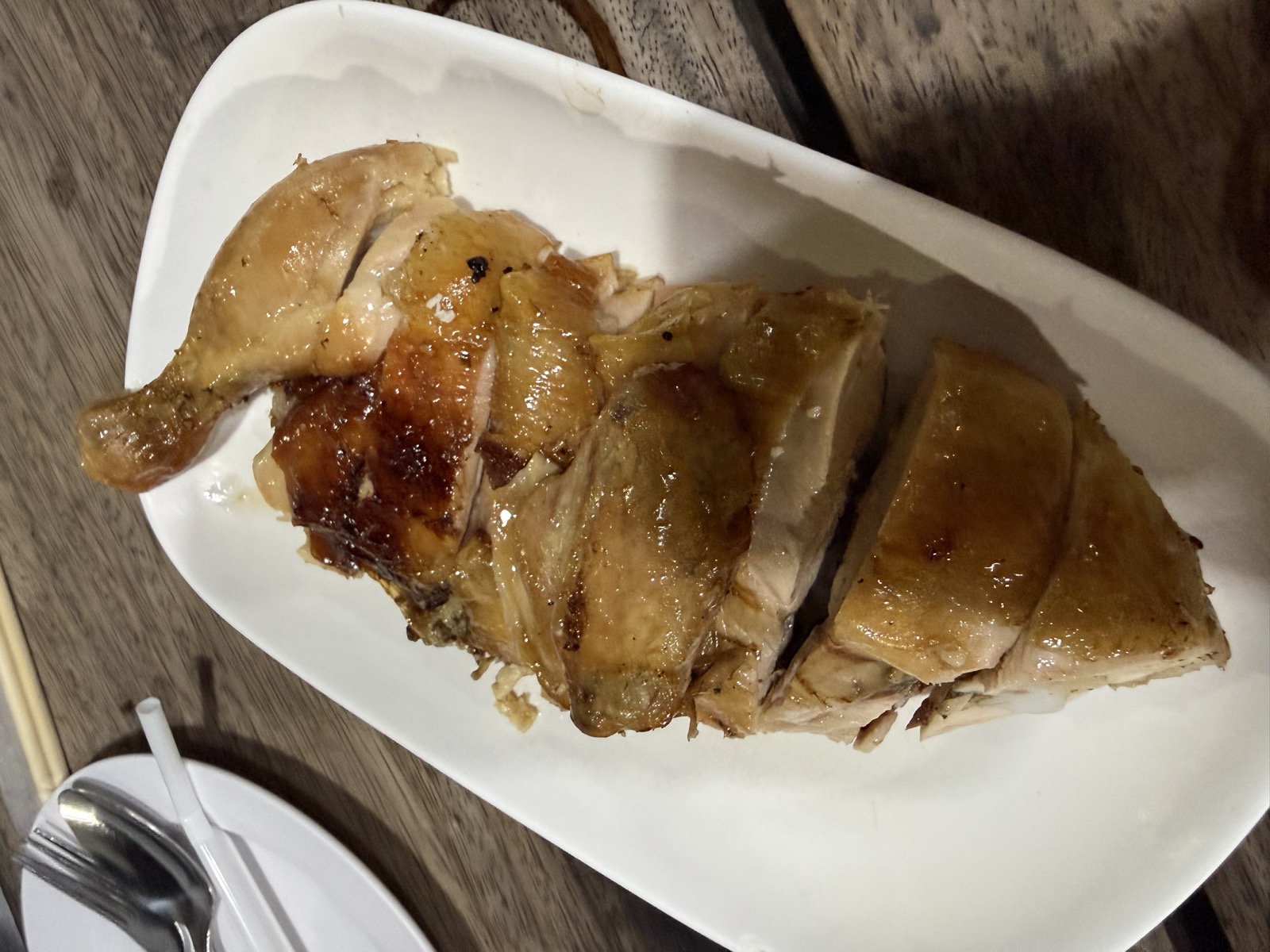 ソムタム ナームアンのガイヤーン(鶏の炭火焼き)